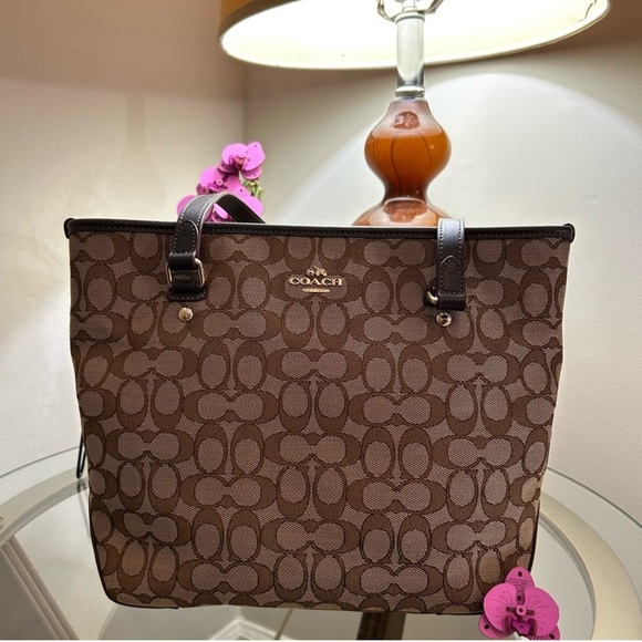 Coach Brown and Black Signature Tote - Picture 2 of 13